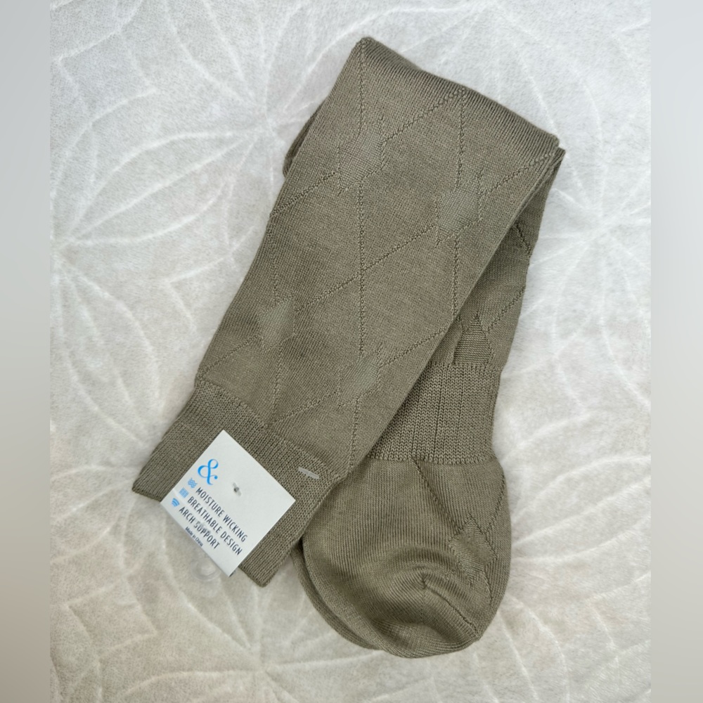 Kohl’s Men’s Argyle Print Tan Socks